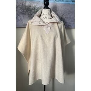 NWT Avalanche women's oatmeal poncho, one size